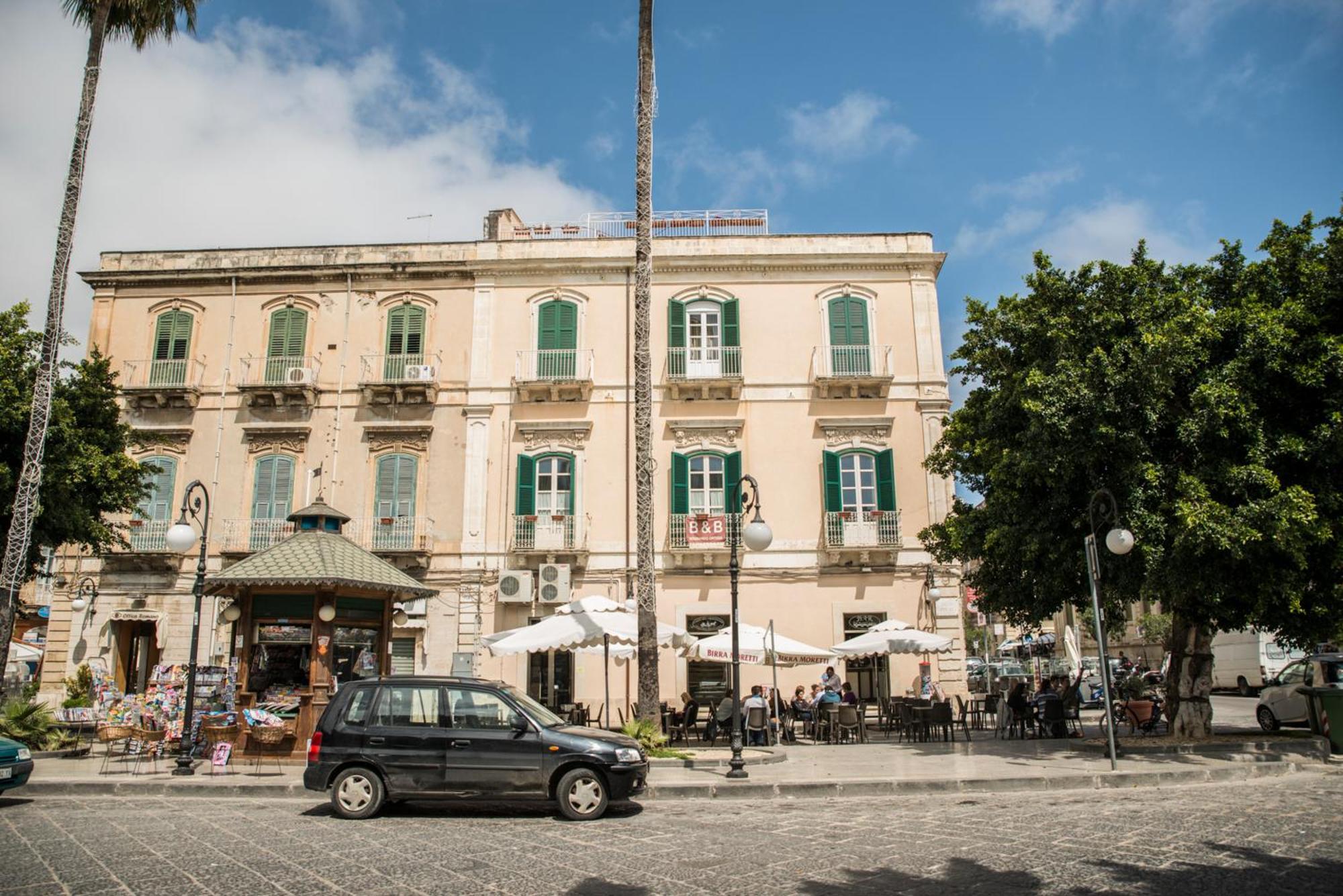 Sognando Ortigia Bed & Breakfast Syracuse ภายนอก รูปภาพ