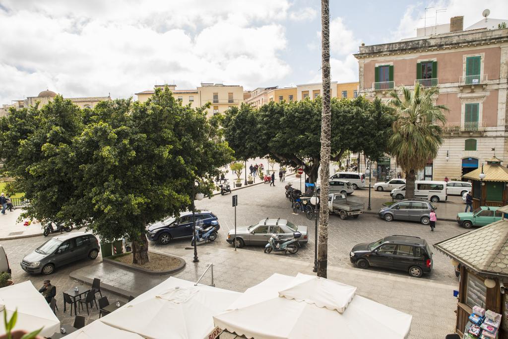 Sognando Ortigia Bed & Breakfast Syracuse ภายนอก รูปภาพ
